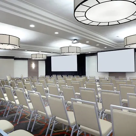 Wyndham Grand Fallsview Hotel-3