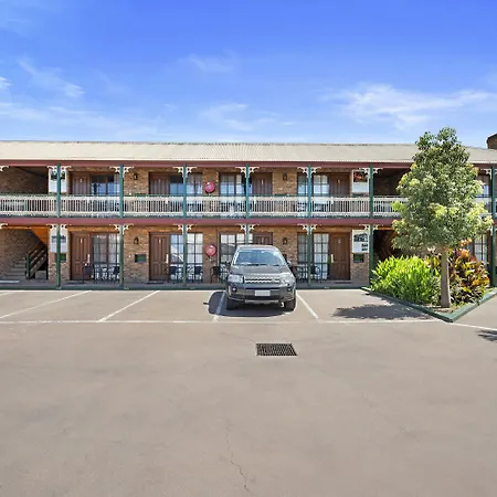 The Settlement Historic Hotel-3