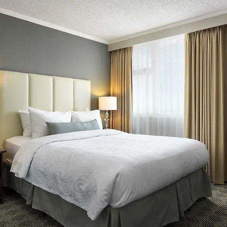 Chateau Victoria Hotel & Suites-3