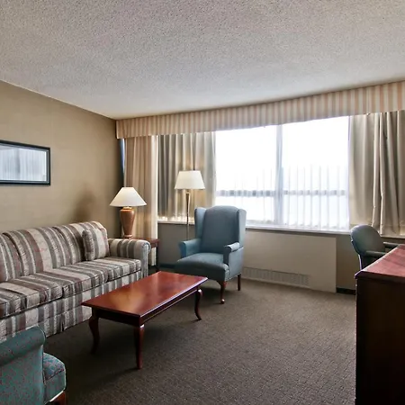 Chateau Lacombe Hotel-3