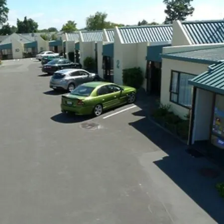 Sundowner Motel-2