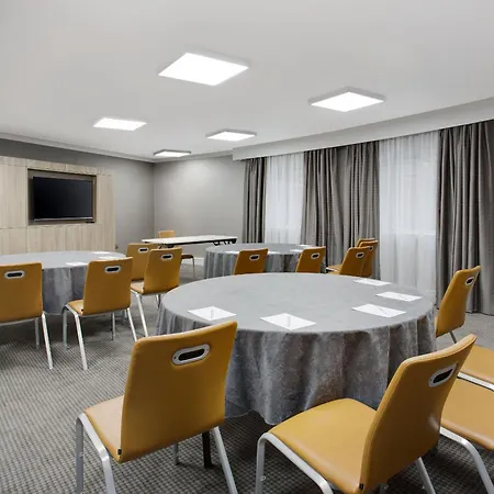 Leonardo Hotel And Conference Venue Hinckley Island-3