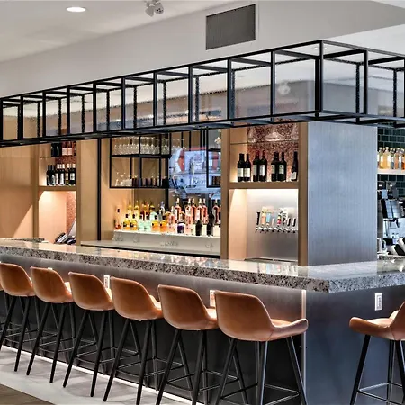 Delta Hotels By Marriott Kamloops-3