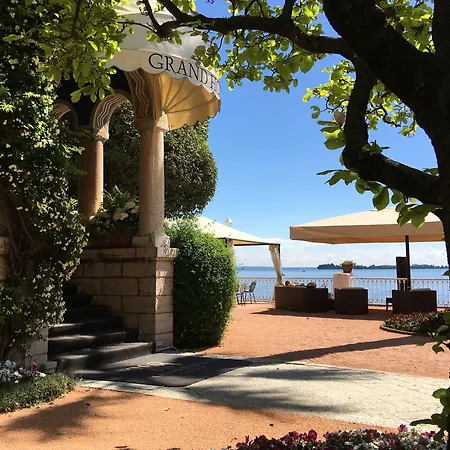 Grand Hotel Gardone-2