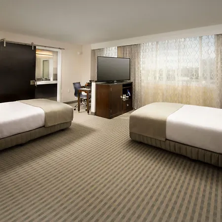 Skybridge Seattle Airport Hotel-2