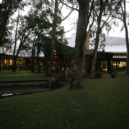 Hunter Valley Resort, Hunter Farm Adventure Centre & 4 Pines At The Farm-2