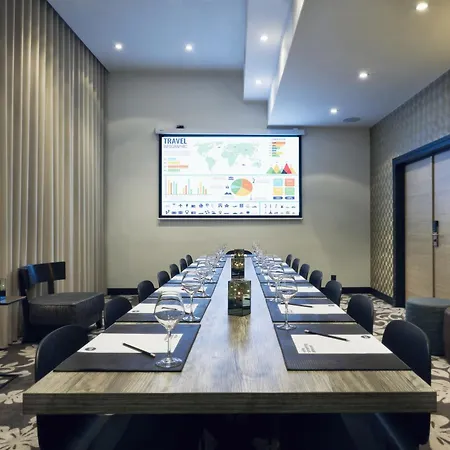M Hotel-3
