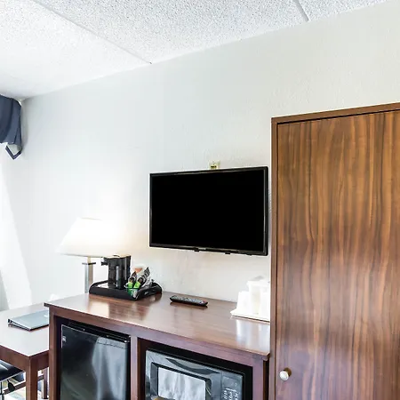 Quality Inn Albany Colonie-2