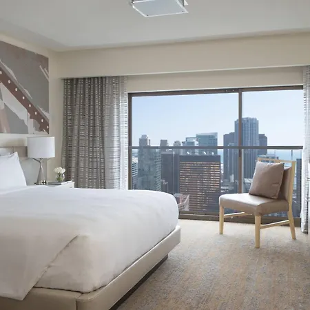Chicago Marriott Downtown Magnificent Mile-3