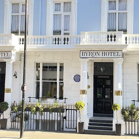 Byron Hotel-2