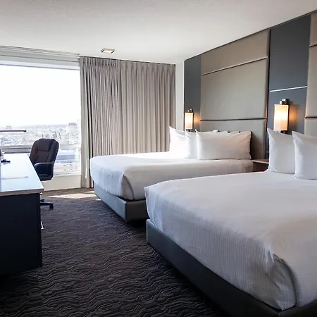 Carriage House Hotel And Conference Centre-2