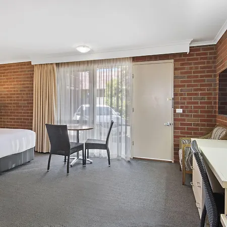 Burke And Wills Motor Inn Swan Hill-2