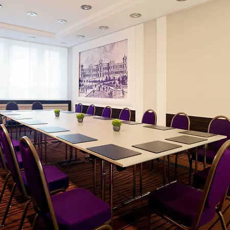 Four Points By Sheraton Munich Arabellapark-2