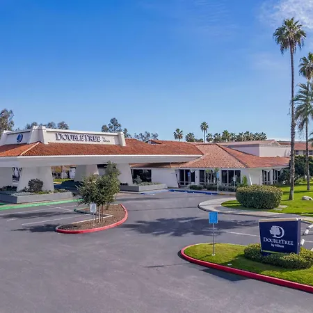 Doubletree By Hilton Bakersfield-3