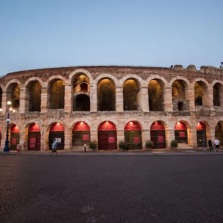 Hotel Indigo Verona - Grand Hotel Des Arts, An Ihg Hotel (Adults Only)-3