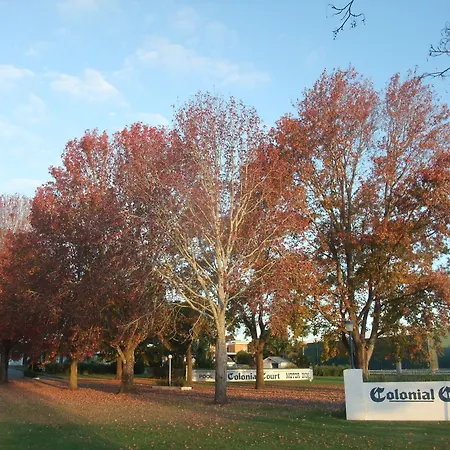 Colonial Court Motor Inn-2