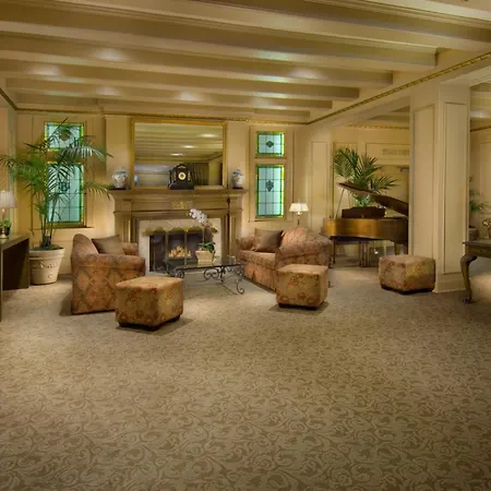 Mayflower Park Hotel-2