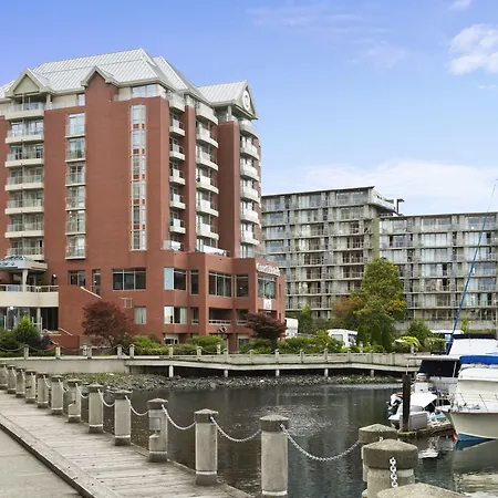 Coast Victoria Hotel & Marina By Apa-3