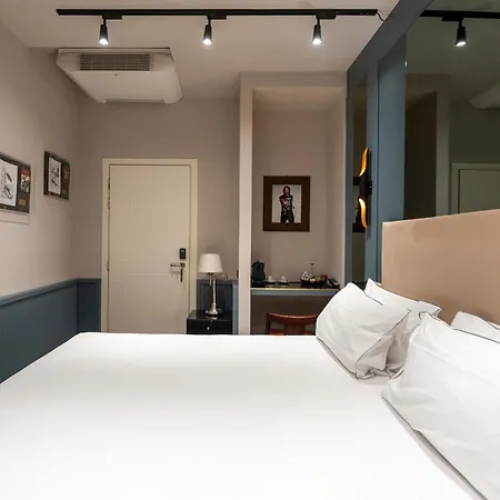The Glam Boutique Hotel & Apt-2