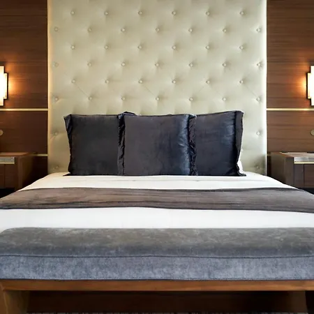 Legacy Resort Hotel & Spa-2