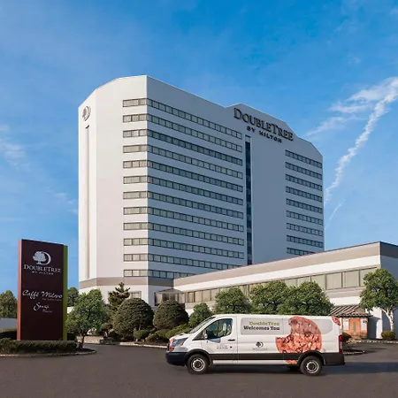 Doubletree By Hilton Fort Lee/George Washington Bridge-2