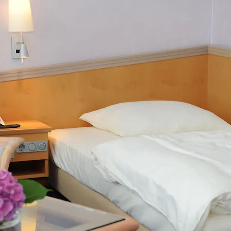 Kronenhotel-2