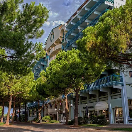 Grand Hotel Astoria-3