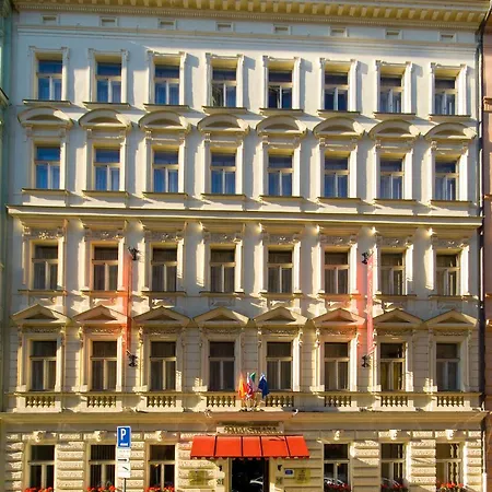 Hotel Mala Strana-3
