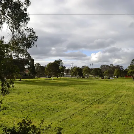 Parkside Motel Geelong-2