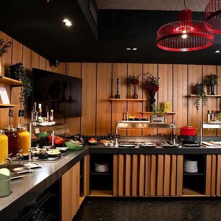 Hotel Oktogon Haggenmacher by Continental Group-3