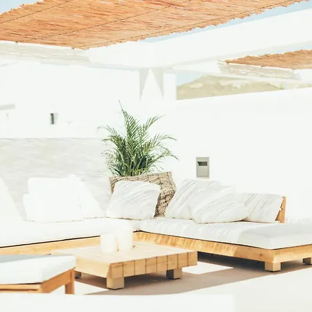 Cala Lanuza Suites-3