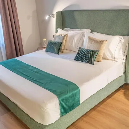 Castel Sant'Angelo Luxury Rooms & Tour-3