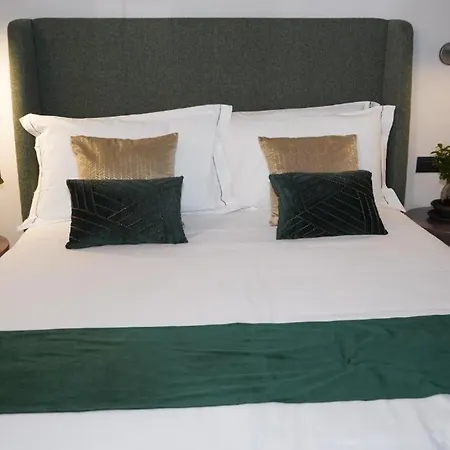 Castel Sant'Angelo Luxury Rooms & Tour-2
