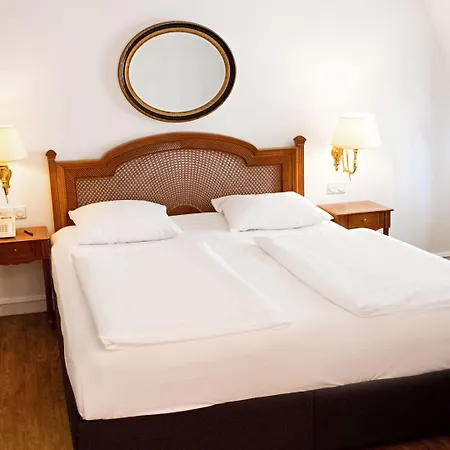 DORMERO Hotel Halle-2