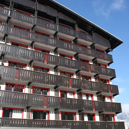 Chalet Hotel Le Prieure & Spa-2