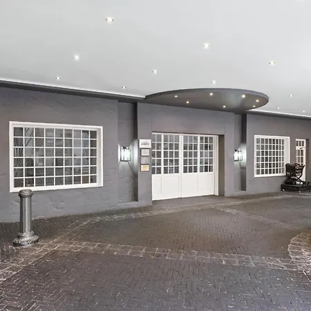Protea Hotel By Marriott Johannesburg Balalaika Sandton-2