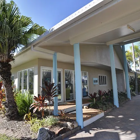 The Beach Motel Hervey Bay-2
