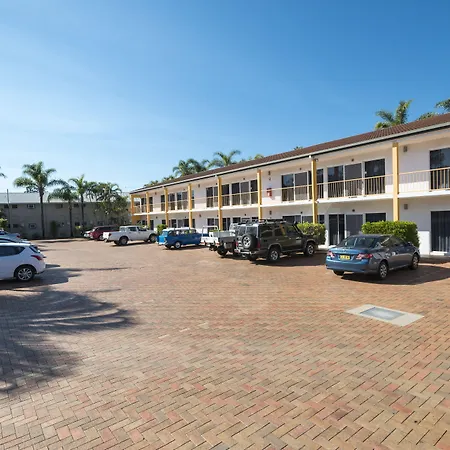 The Beach Motel Hervey Bay-3