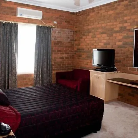 Charles Sturt Motor Inn-3