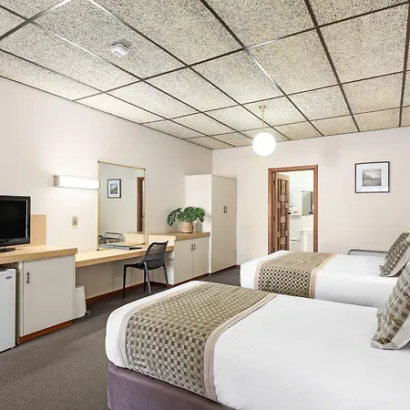 Presidential Motel-2