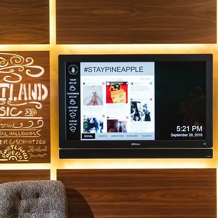 Staypineapple, Hotel Rose, Downtown Portland-2