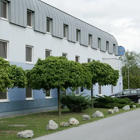 Lifehotel Vienna Airport-2