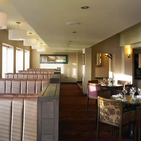 Manchester Airport Stanley Hotel By Belvilla-3