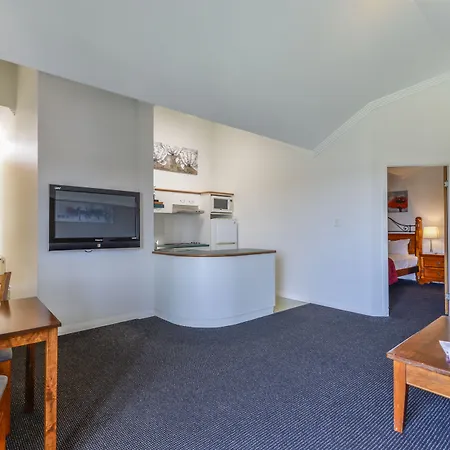 Burnett Riverside Hotel-3