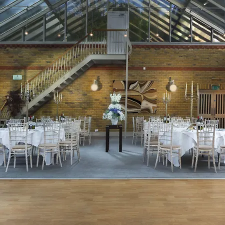 Brandshatch Place Hotel & Spa-2