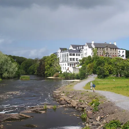 Falls Hotel & Spa-3