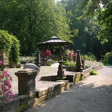 Romantik Hotel Landschloss Fasanerie-3