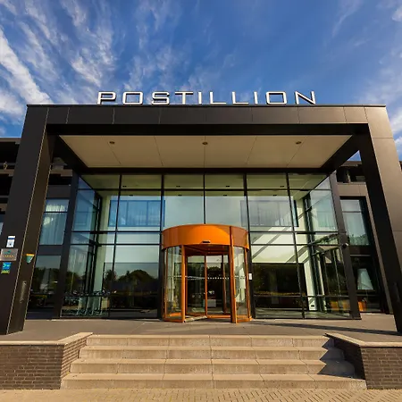 Postillion Hotel Dordrecht-3