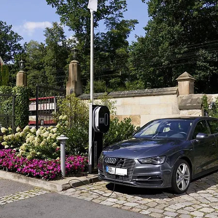 Hotel Schloss Eckberg-2