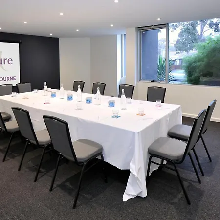 Mercure North Melbourne-3